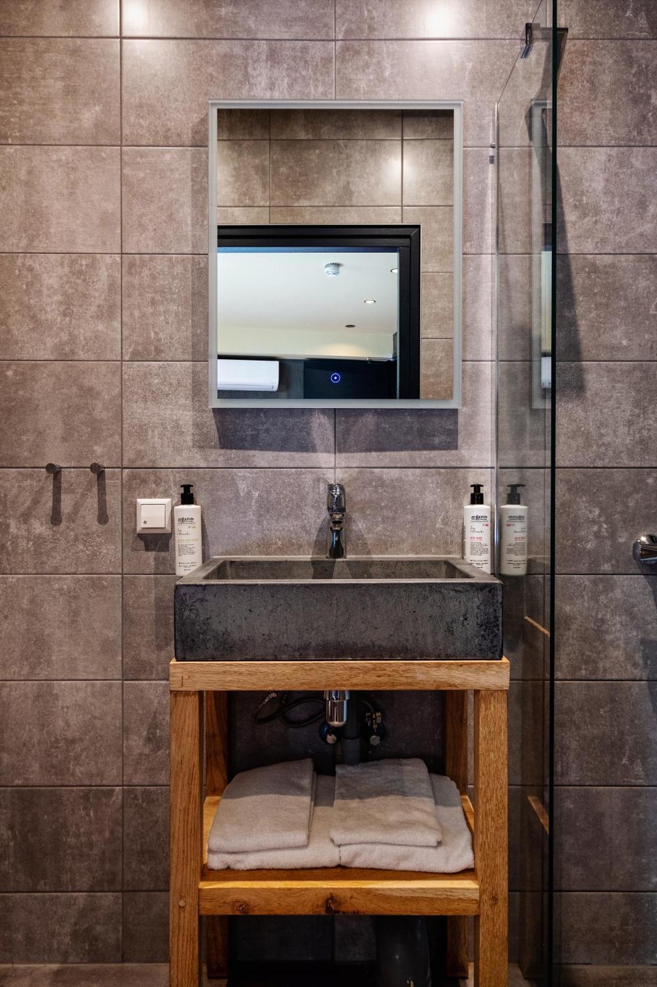 City Center Lodge أوترخت المظهر الخارجي الصورة